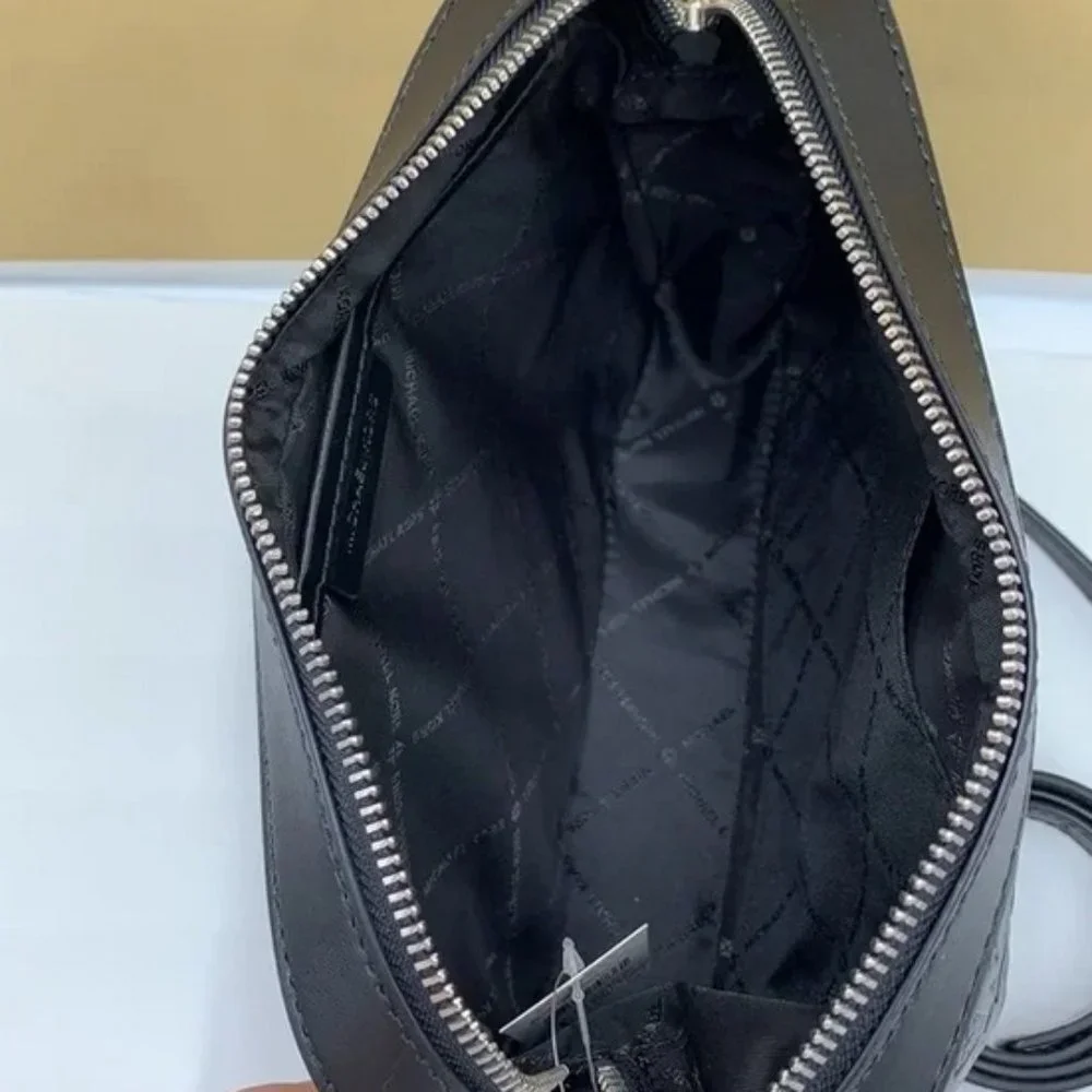 MICHAEL KORS LARGE EAST WEST CROSSBODY BLACK